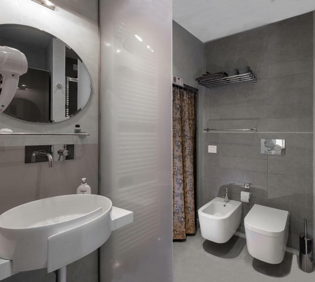 Cosy Nest In The Heart Of Brera Apartment Милано Екстериор снимка